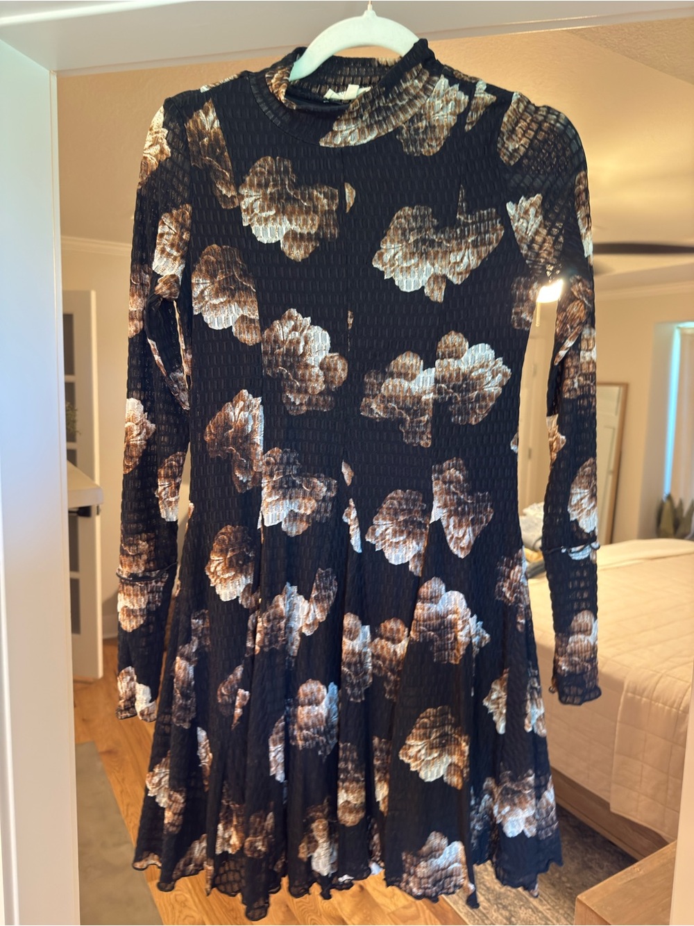 Promesa Black and Brown Textured Mini dress
